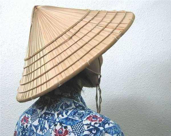 2)Амигаса- японская шляпа
