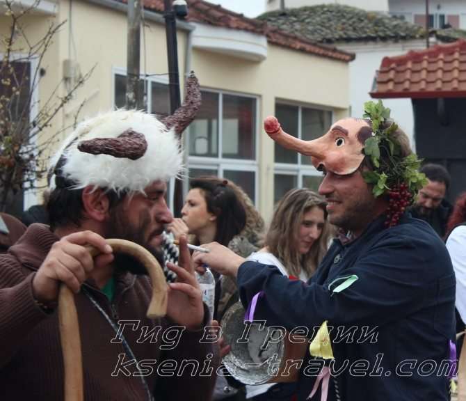 фаллический карнавал в Греции