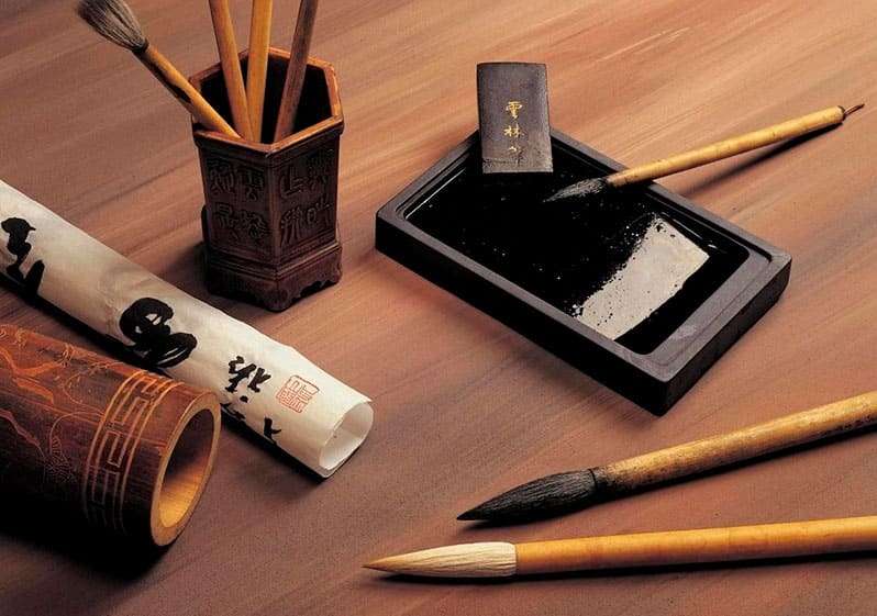 Инструменты и материалы, используемы в японской каллиграфии