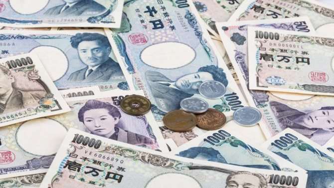 Какая валюта используется в японии