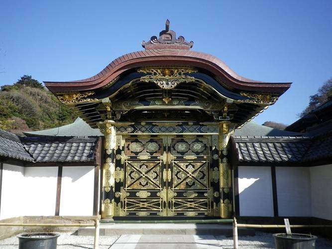 Карамон (Китайские ворота) в Кэнтё-дзи. Камакура