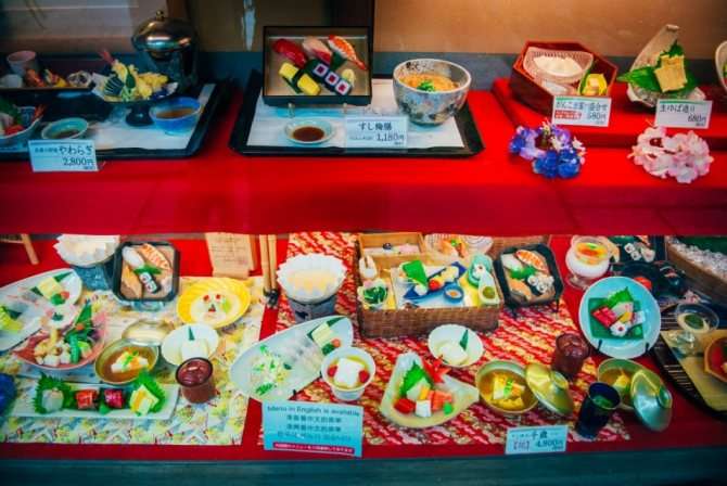 макеты блюд, витрина, суши