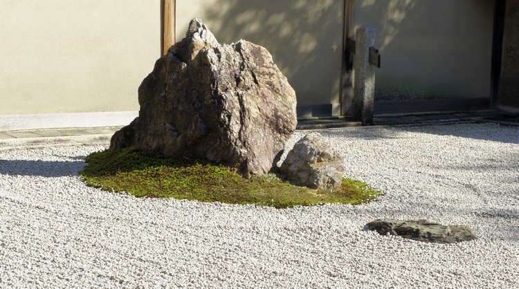 сад камней фото