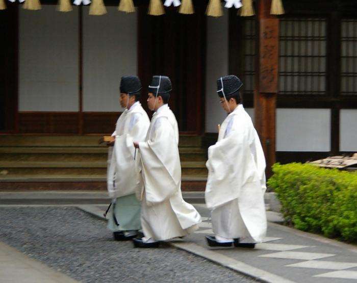 Синтоизм: В мире японских духов (10 фото)
